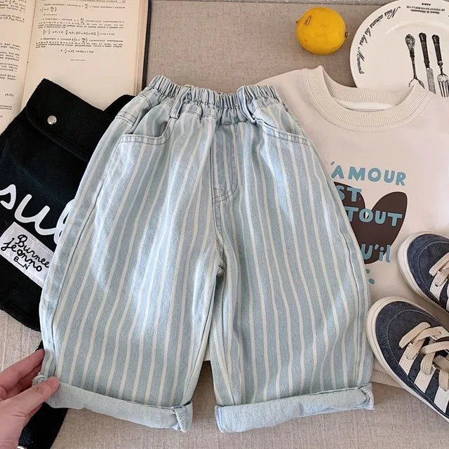 Pantalons pour enfants printemps 2026 nouveaux pantalons décontractés à rayures élégants polyvalents à la mode vêtements de tempérament quotidien 1
