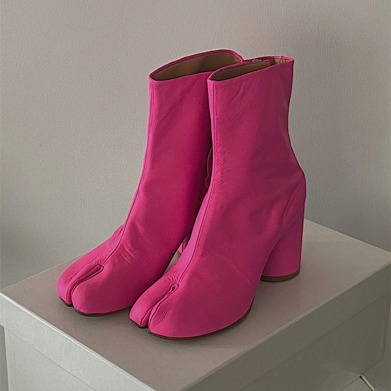 

British Style Rose Red Split Toe Short Boots for Women's Versatile Side Zipper Thick Heel Horseshoe Boots Single Boot