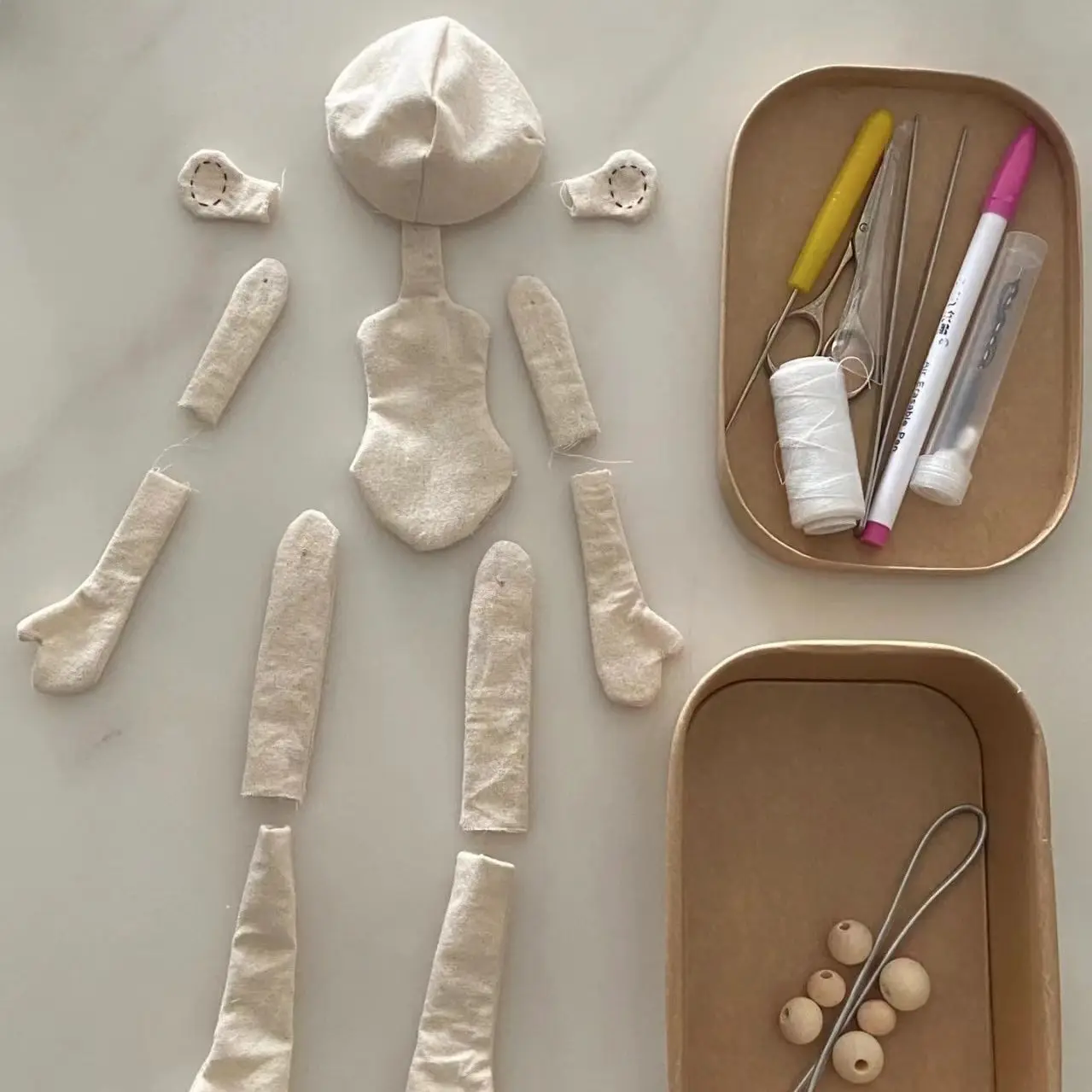 

Clown Handsewn Doll Material Bag DIY Handmade White Cloth PP Cotton Erasing Pen Tweezer Ice Strip Thread Button