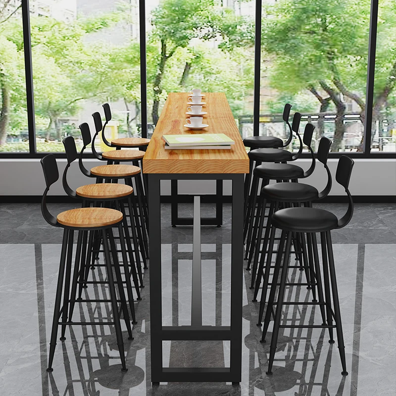 Рисунок 4 - Модный настенный барный стол