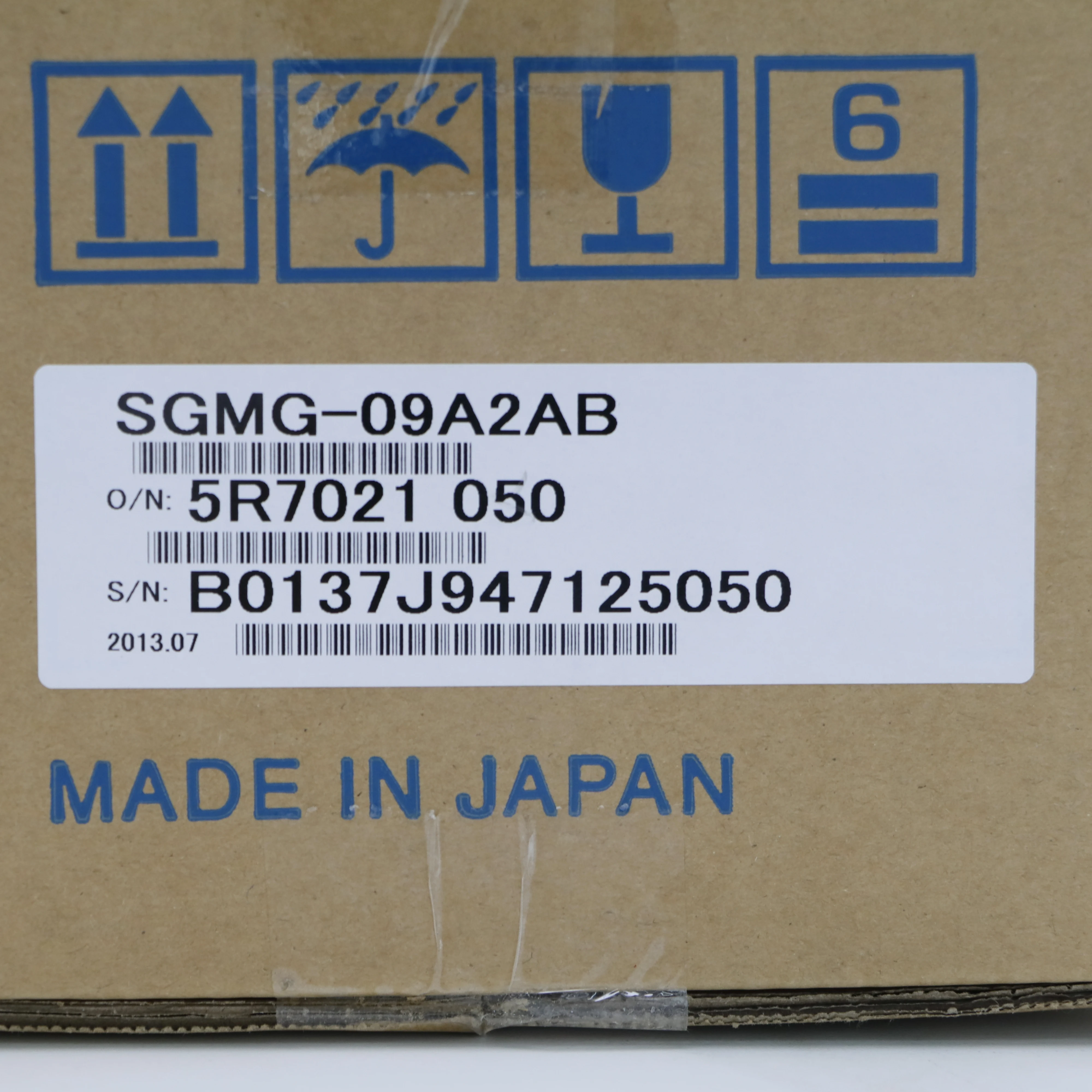 

SGMG-09A2AB Brand New Servo Motor SGMG 09A2AB