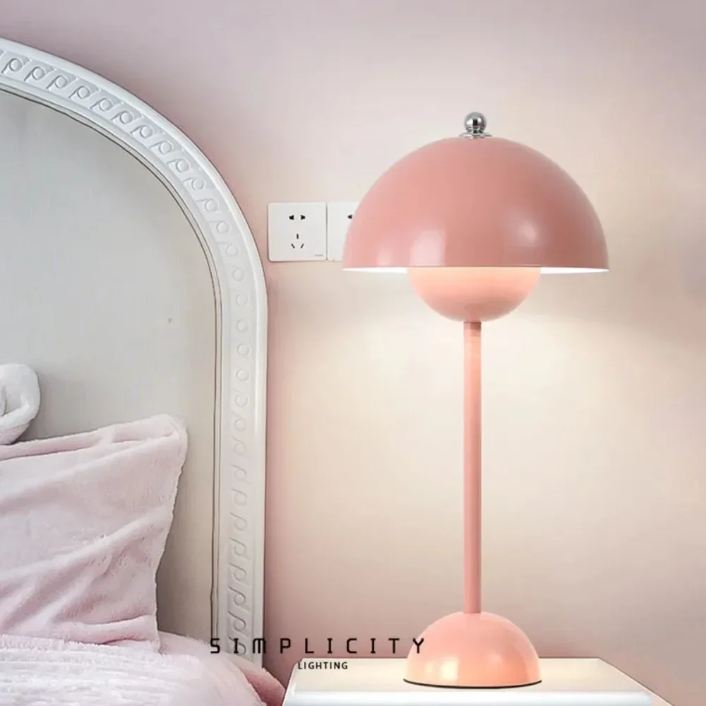 USB Rechargeable Mushroom Table Lamp Three Speed Adjustment Indoor Lighting Fixture Flower Bud Desk Lamps Hoom Decor Night Light 2