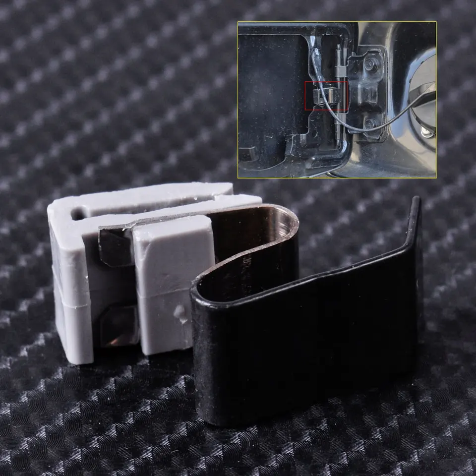 Gas Fuel Door Tank Lid Spring Clip MR970563 MB642442 for
