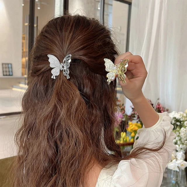 New Trend Alert: Butterfly Clips | Hair Extension Magazine | Clip hairstyles,  Butterfly hairstyle, Butterfly hair clip