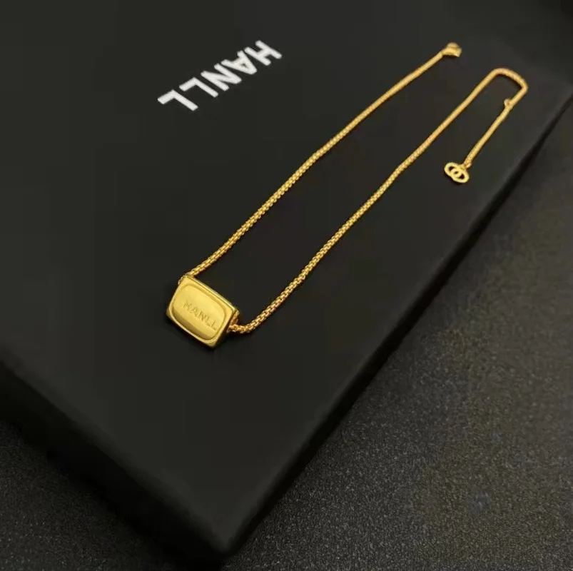 2020 new Korean Vintage golden bean Triangle Pendant Necklace C family clavicle chain neck chain women's jewelry