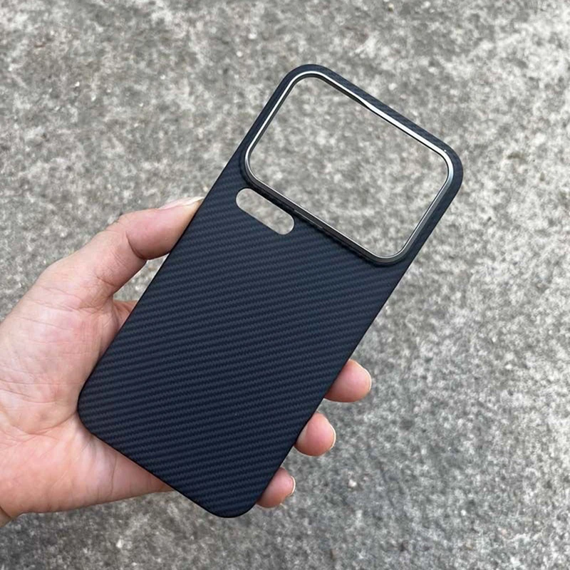 Luxury Carbon Fiber Aramid Magnetic Phone Cover