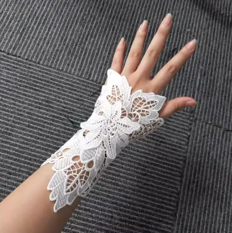 Vintage Steampunk Gloves Wrist Cuff Gear Retro Black Victorian Bracelet Costume Accessories Single Lace Bracer Armband