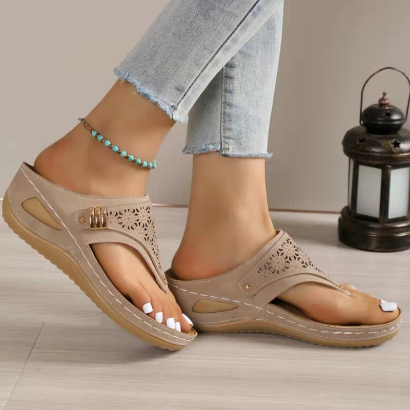 

Soft Bottom Flip-Flops Fashion Trend Women's Thick-soled Wedge Simple Slip-on All-match Women's Shoes 2023 Summer Sandals