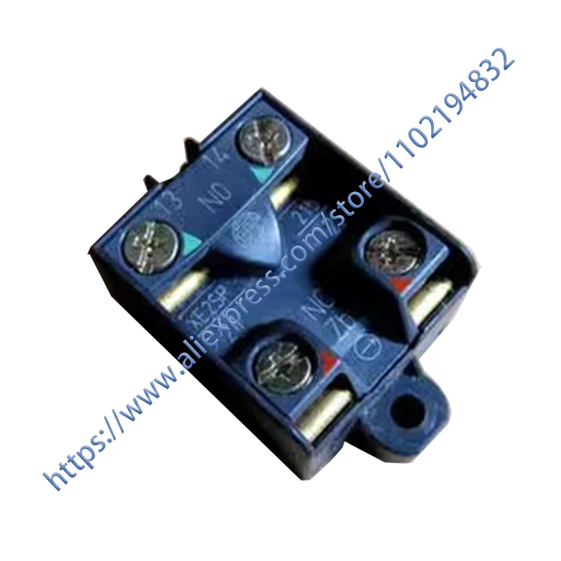 

NEW Original Limit Switch core XE2SP XE2SP2151