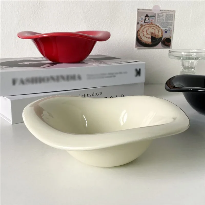 Creative Wavy Ceramic Dessert Bowl