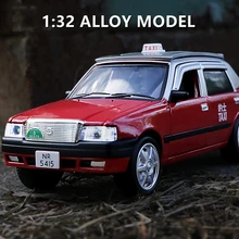 

1:32 Toyotas Crown TAXI Alloy Car Model Diecasts Metal Toy Taxi Car Model High Simulation Sound and Light Collection Kids Gift