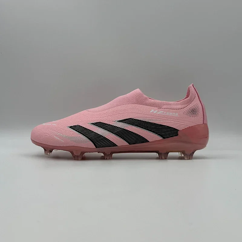 الرجال المهنية ملعب كرة القدم الأحذية العشب مباراة...