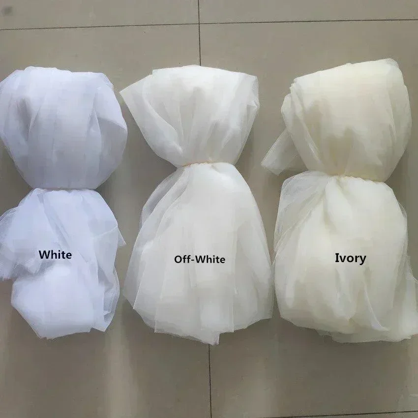 White Ivory Crystal Beaded Edge 1 Tier Fingertip Wedding Veils Bridal Accessories Soft Tulle Bridal Veil With Metal Comb