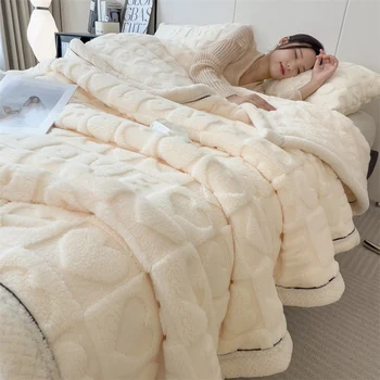 Heart Pattern Plush Blanket 1