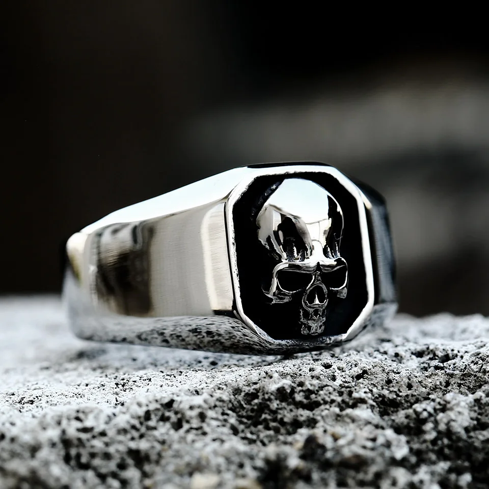 Snaggletooth Silver Skull Ring, Biker Gothic Jewelry, Handmade, Antique  Rustic Finish, Motorcycle style Harley Skull 17 » Uniqable Rings