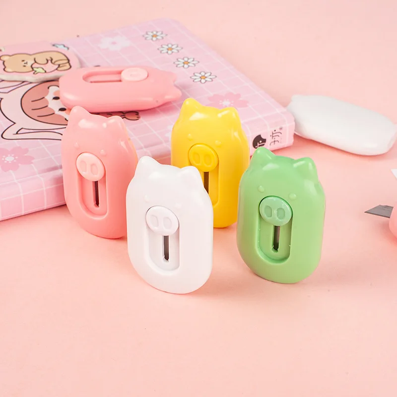 Cute Pig Shaped Mini Retractable Unboxing Knives