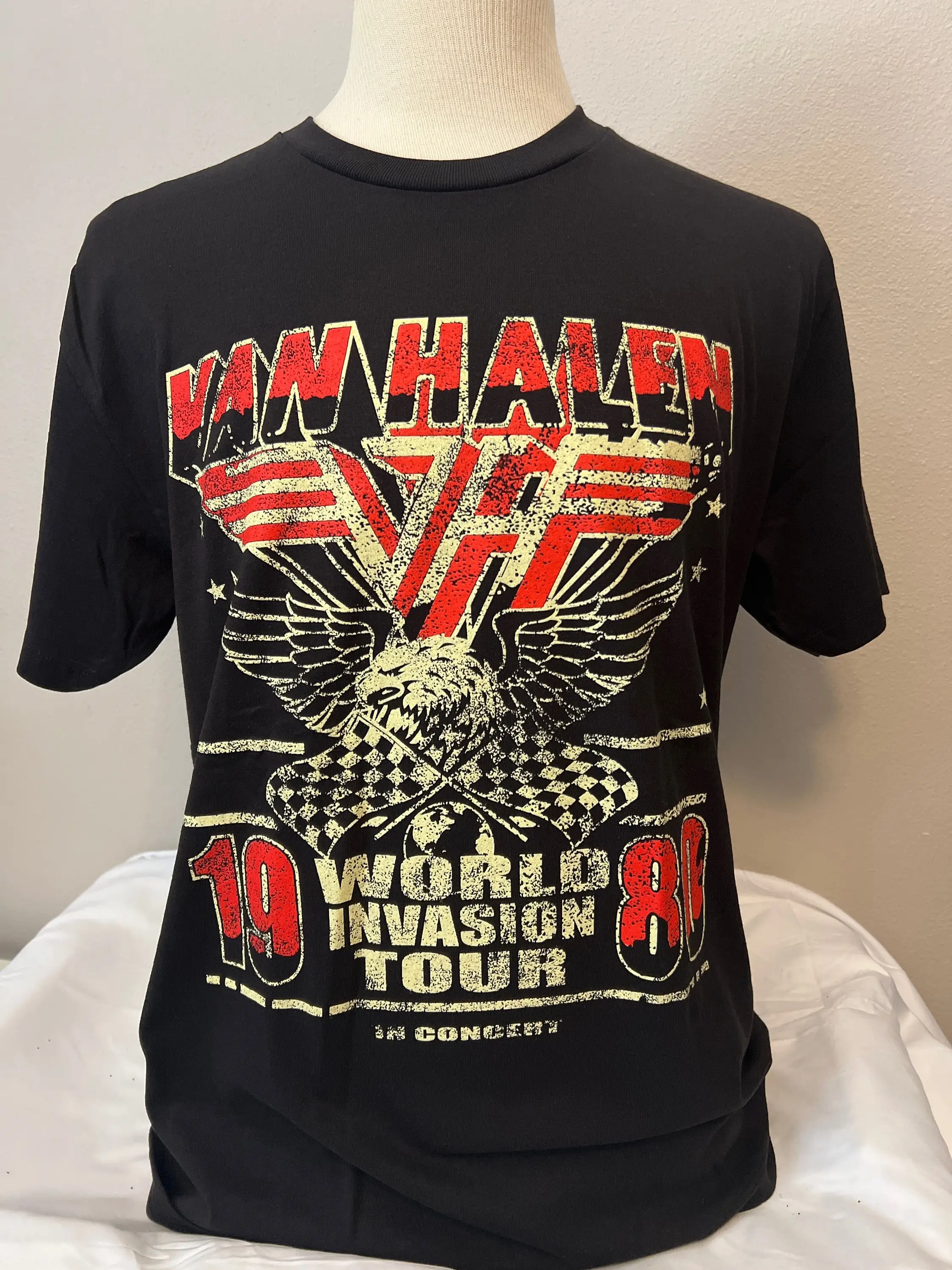 1980 tour shirt vintage print not_voghion.com