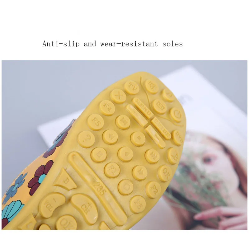 non-slip cow suede Spring and autumn large size flat single shoes beef tendon sole mother shoes D005