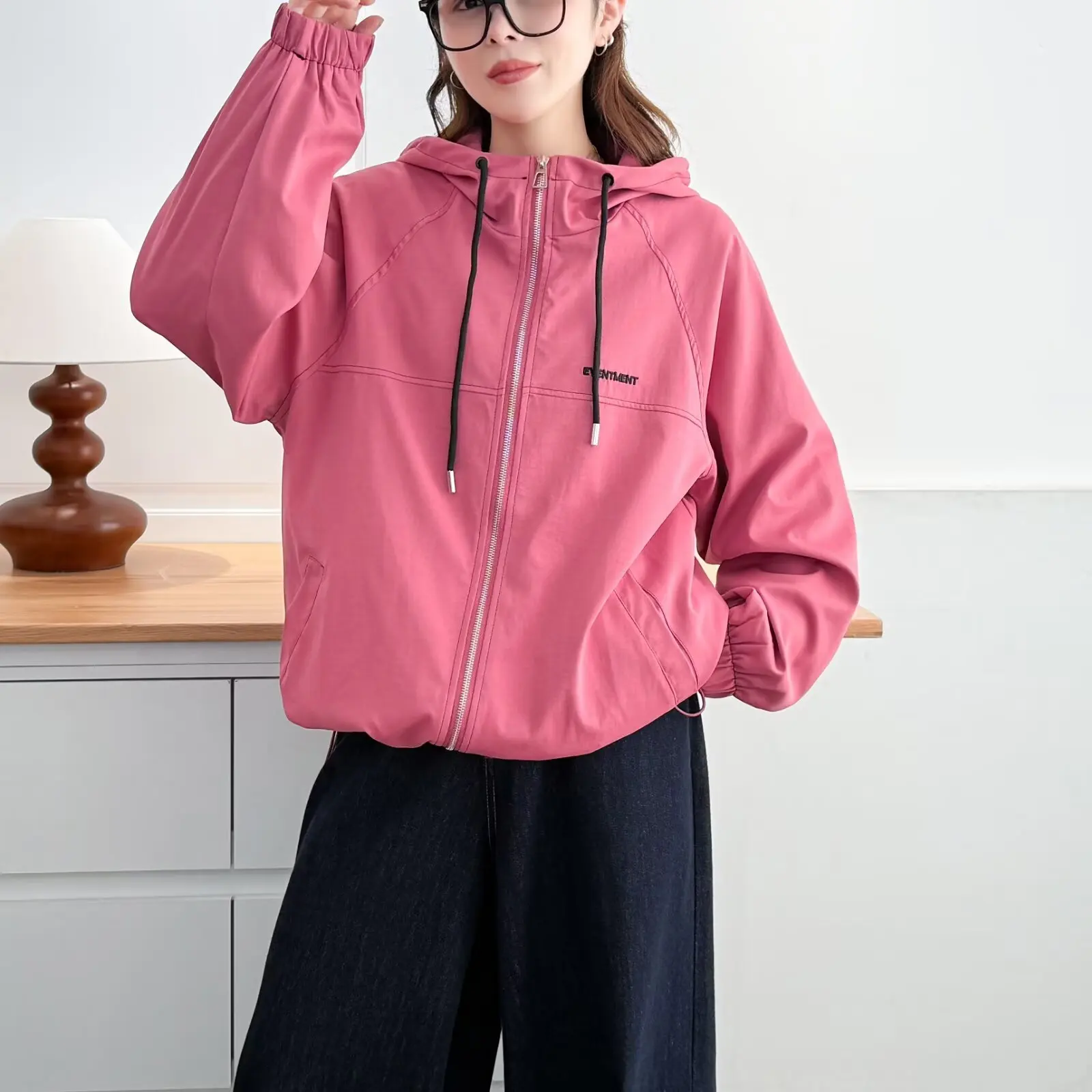 XXXXL Fashion Plus Size Women's Jacket New Autumn Loose Embroidered Hooded Coat Casual Style Bright Line Zipper OUTERWEAR