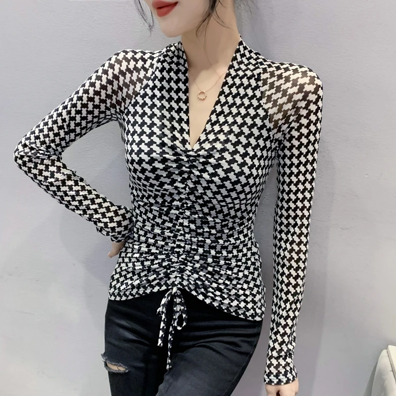 

Fall Winter European Clothes Mesh Thin T-Shirt Chic Sexy V-Neck Folds Print Plaid Lace Up Women's Tops Long Sleeve New Tees 1068