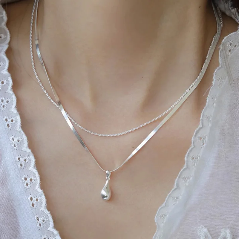 Ожерелье женское из серебра 925 пробы в виде капли воды
