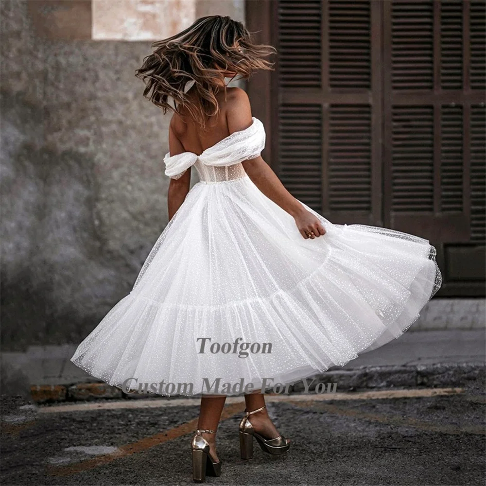 Рисунок 2 - Женское платье с открытыми плечами Toofgon