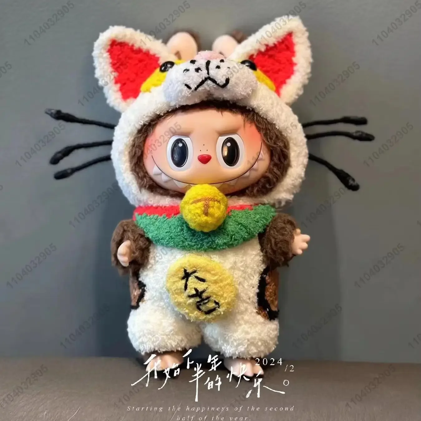 Labubu The Monsters Lucky Cat Costume Fortune Cat Hand-Knitted Clothes 1:1 Original Replica Vinyl Doll Action Figure Bag Charm