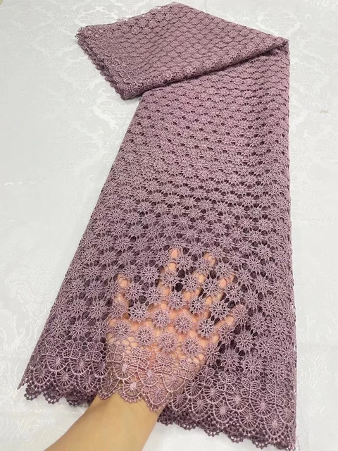 아프리카의 아름다움을 드러내는 2024 고품질 나이지리아 레이스 원단