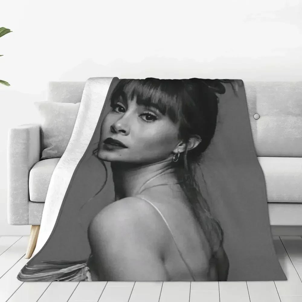 Description Picture 4 of itemA-Aitanas Flannel Blankets Quality Soft Durable Music Singer Throw Blanket Winter Travel Office Living Room Pattern Bedspread