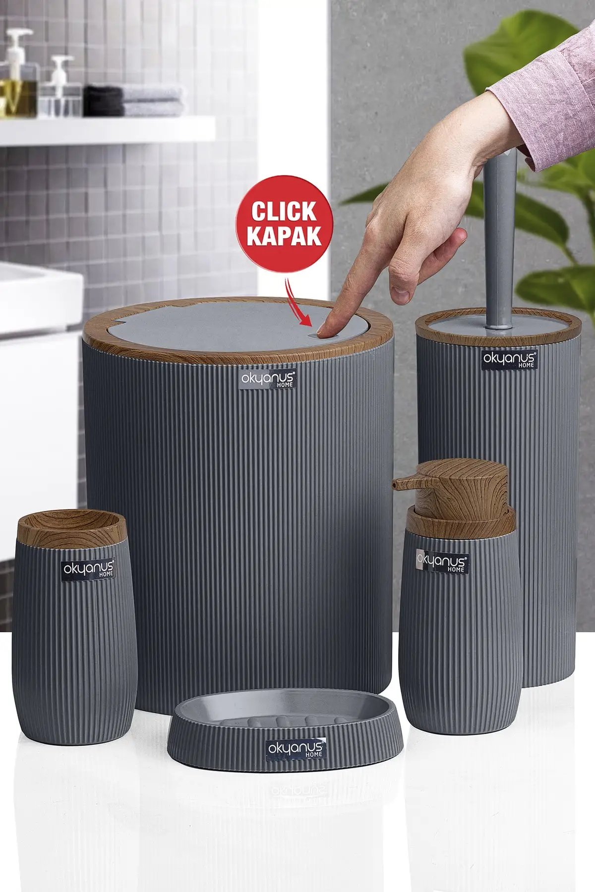 

Anthracite Wooden Striped Round Bathroom Set of 5