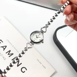 Exquisite Rose Love Bracelet Women's Fashion Quartz Watch (Silver White)