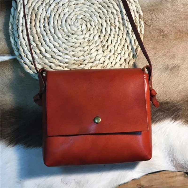 

Genuine Leather Ladies Bags 2023 New Handmade Cowhide Vintage Small Bag Simple Solid Color Shoulder Messenger Bag