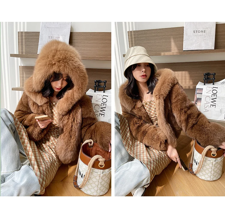 Ladies Short Fox Fur Coat Multicolor Coat Young Fashionable Age Reduction