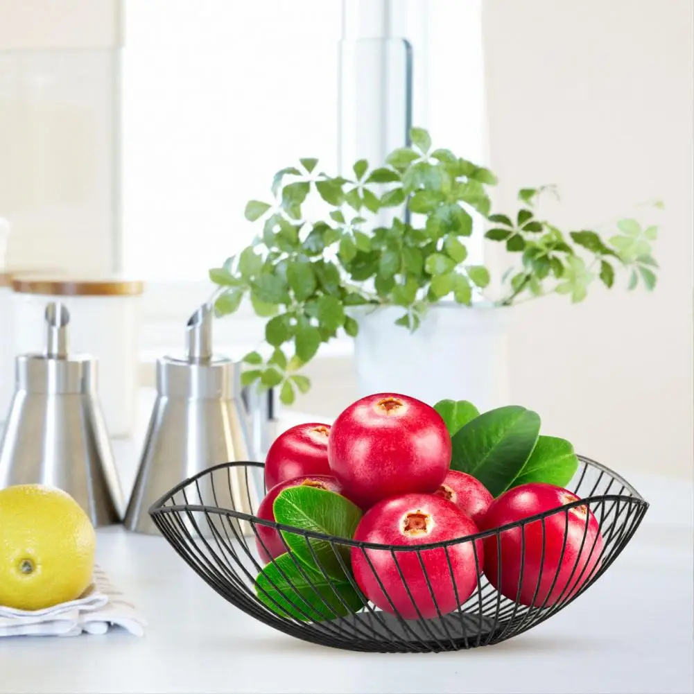 Fruit Basket Large Capacity Exquisite Multi-purpose Kitchen Eggs Dessert Holder Metal Snack Bread Vegetable Storage Drain Basket