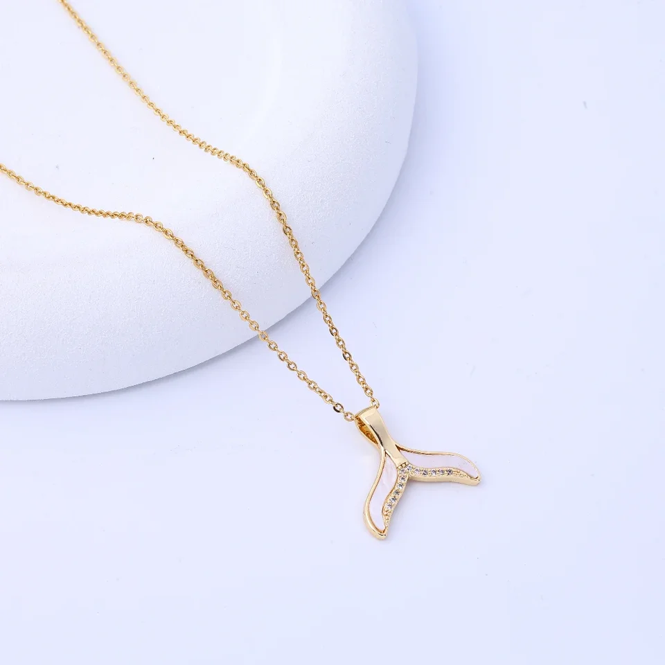 Fashionable Colorful Gemstone Angel Wings Necklace