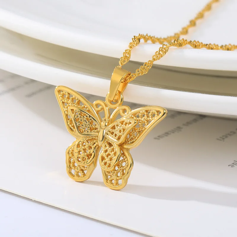 

Fashion Simple Hollow Butterfly Pendant Necklace for Women Retro Luxury Stainless Steel Chain Goth Girl Jewelry Accessories Gift