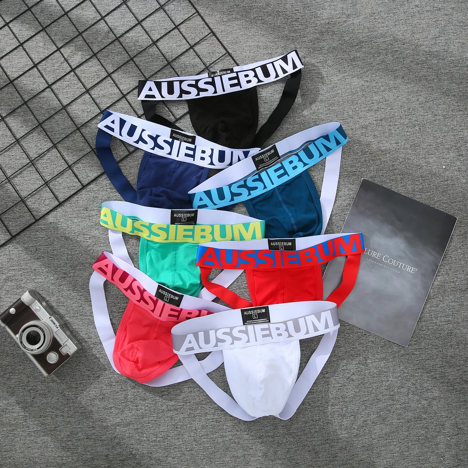 Male Underwear Brand Thong Sexy Low Waist Fashion Trend Breathable Buttocks Hollow Cotton