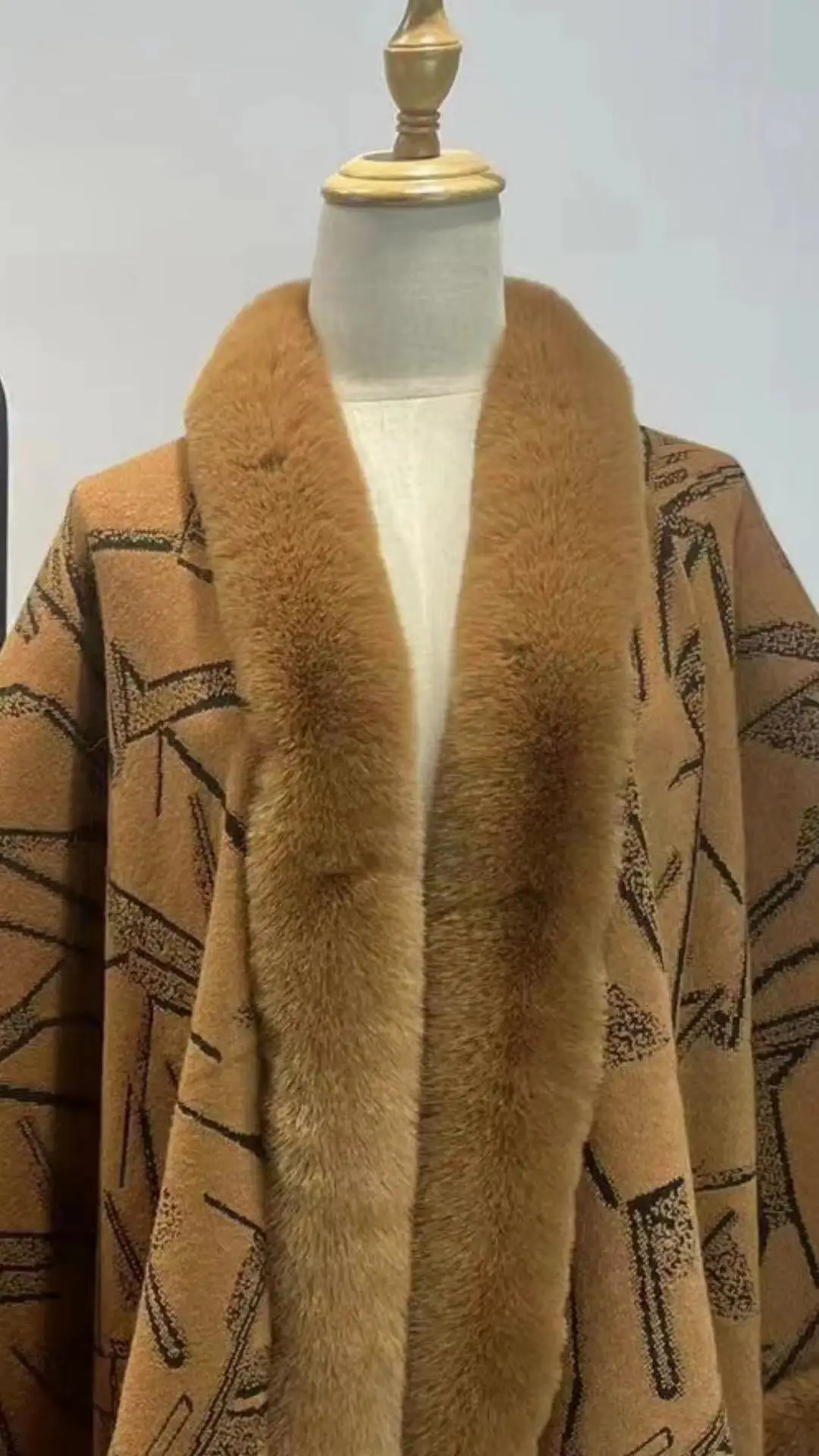 6 Colors Long Faux Rabbit Fur Collar Winter Streetwear Cloak Women Jacquard Weave Poncho Capes Thick Warm Cardigan Coat