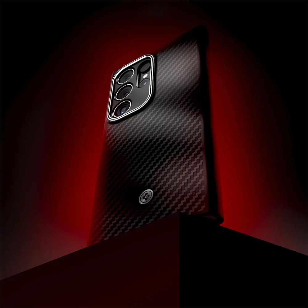 كفر مغناطيسية من ألياف الكربون Spigen لهاتف سامسون...