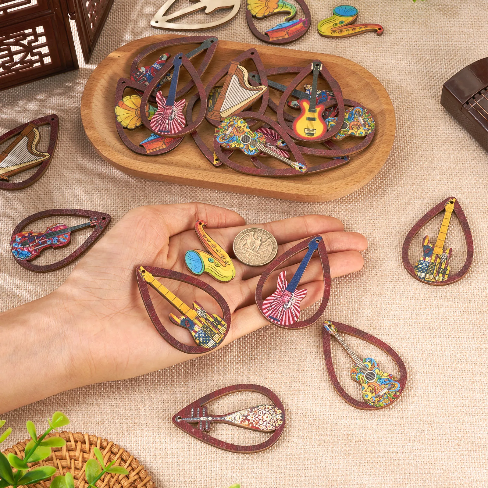 40Pcs Musical Instrument Saxophone Bass Guitar Wood Charms Printed Wooden Pendants for Jewelry Making diy Earring Necklace Craft