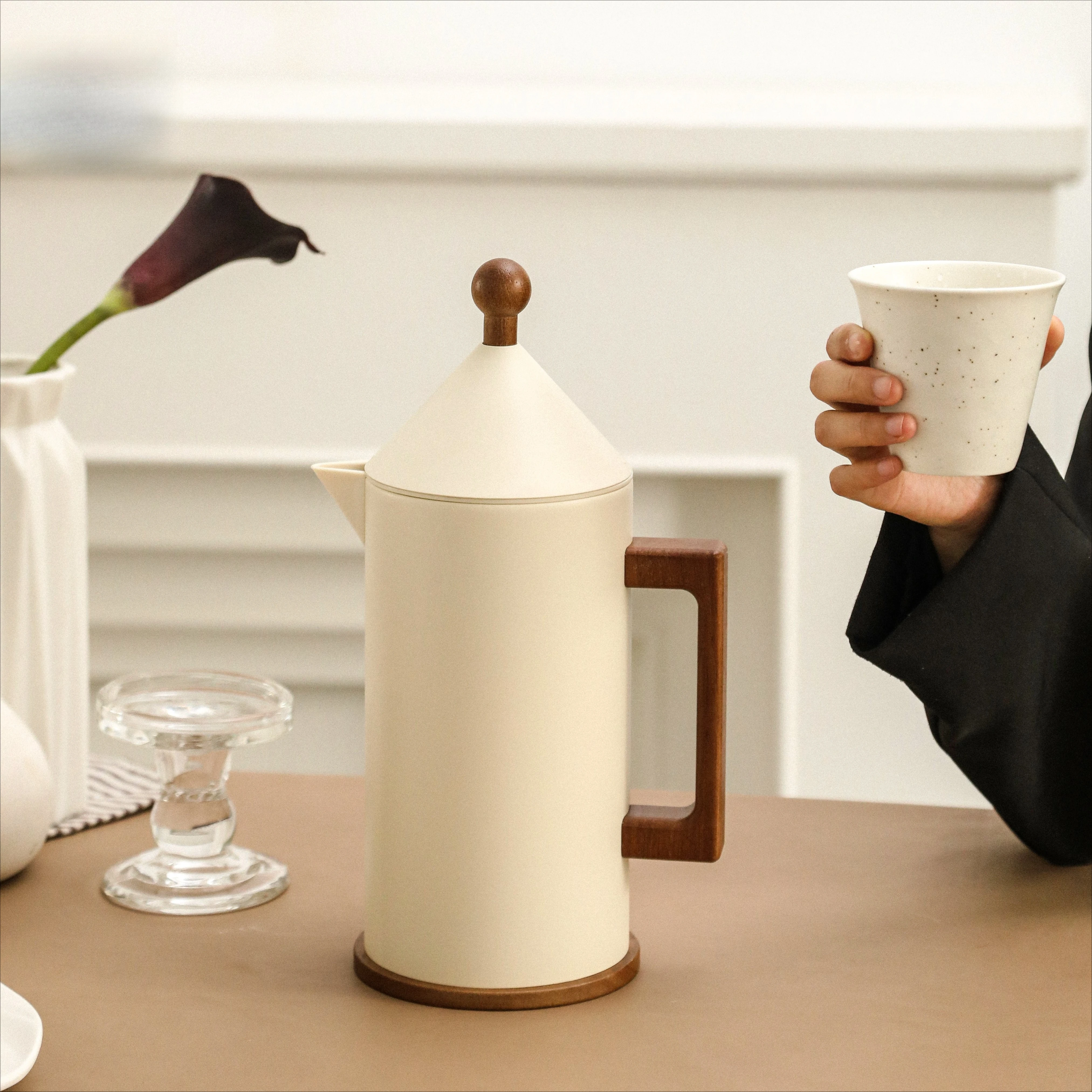 ترمس قهوة ستانلس ستيل مقبض خشب