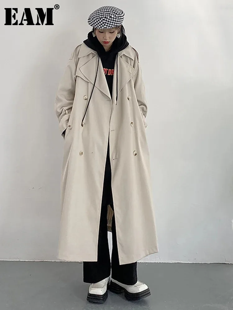 

[EAM] Women Apricot Big Size Long Belted Trench New Lapel Long Sleeve Loose Fit Windbreaker Fashion Spring Autumn 2024 1DF0212