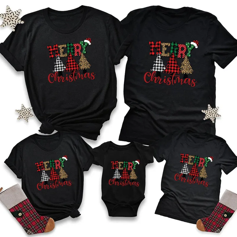 thumbnail image 1 of Conjunto de camiseta navideña a juego para toda la familia 2022 Ciervo Adulto Niño Bebé Conjuntos navideños a juego para toda la familia Conjuntos navideños a juego para toda la familia, 1 of 5