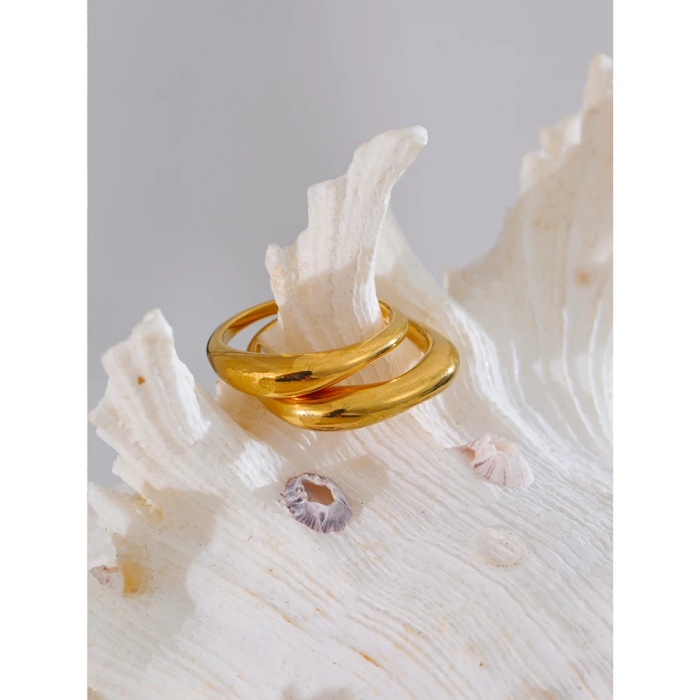 Yhpup Minimalist Ring