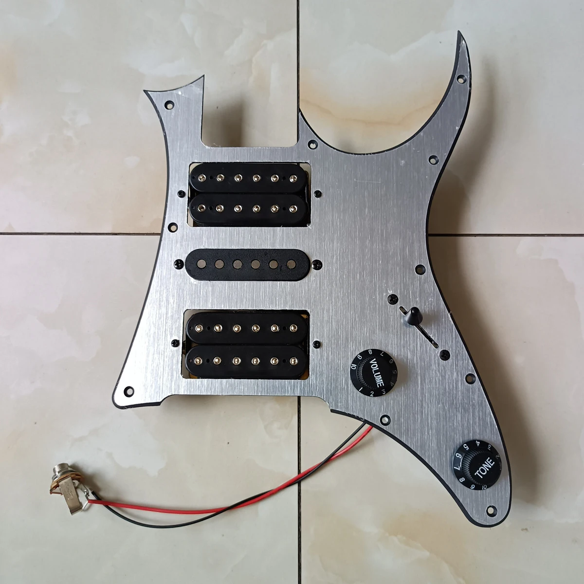 

HSH Upgrade Prewired Pickguard Set Multifunction Switch Humbucker Alnico V Pickups Welding Harness For RG Guitar