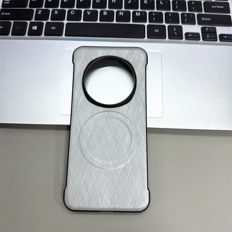 Luxury Ultra Slim Frameless Line Texture Magnetic Phone Case with Matte Finish