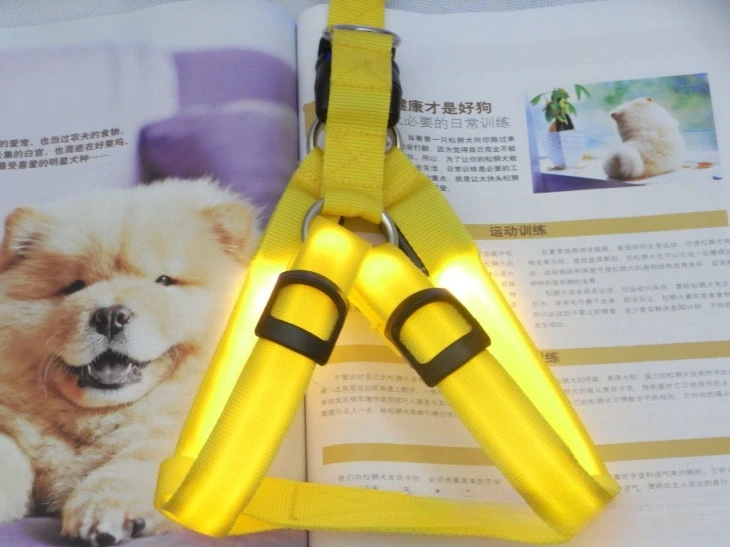 Fashion LED Electronic Pet Harness Nylon Dog Accessories Flashing Light Pet Leash Rope Belt Dog Glowing Vest Pet Supplies