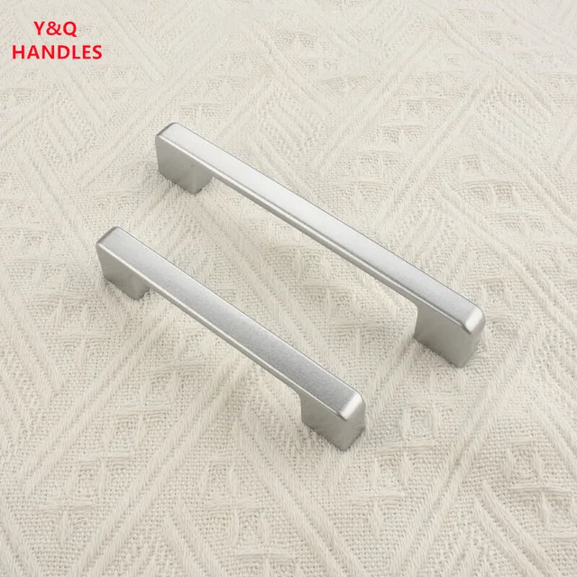 มือจับตู้ลิ้นชัก เฟอร์นิเจอร์ครัว มือจับสำหรับตู้ ลูกบิดประตู ลิ้นชัก เฟอร์นิเจอร์ครัว ลูกบิดสีเงิน อลูมิเนียมแข็ง 3