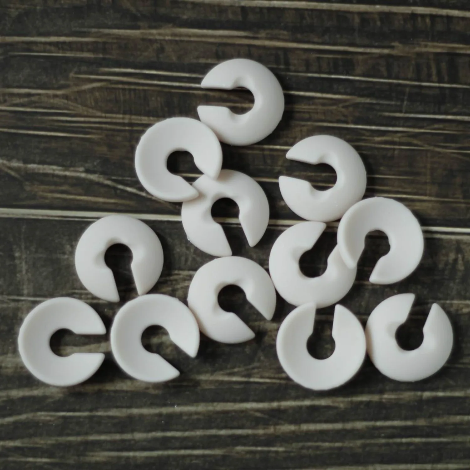 BJD Neck Connector 3/4/6 Size Doll Anti-Elastic Retraction Spacer Rubber Head Resin Head Pressure-Resistant Fit, BJD Accessories