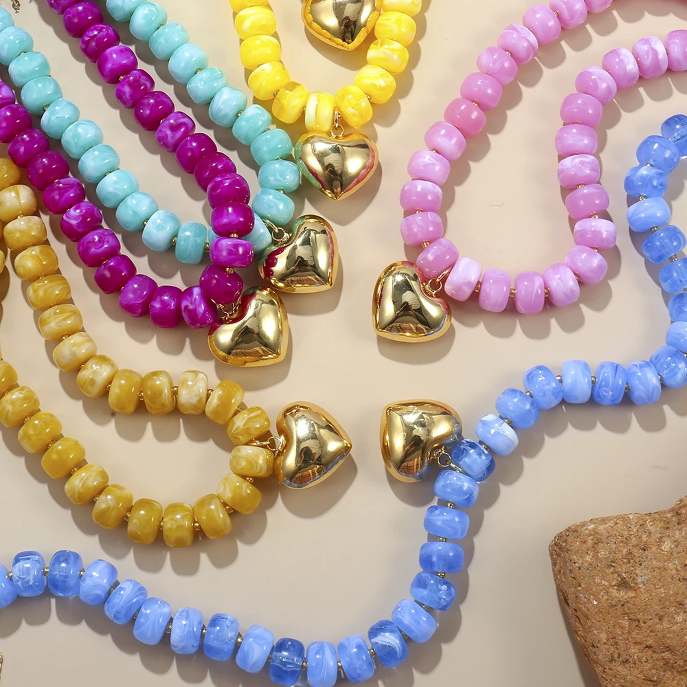 Badu Bohemia Colorful Acrylic Beaded Choker Necklace for Women 14K Gold Plated Heart Pendant Summer Aesthetic Y2K Jewelry Gift